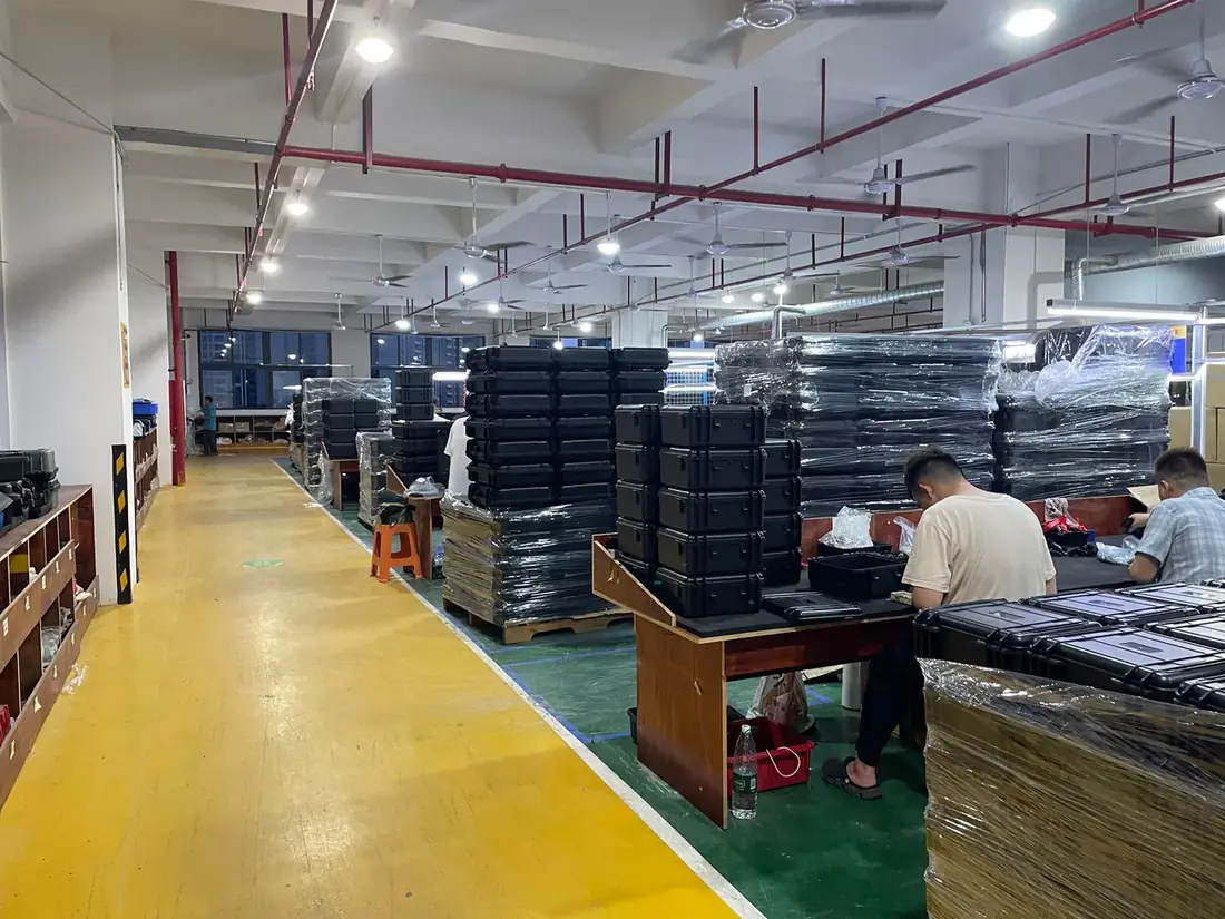 Case Production at the KeXin factory